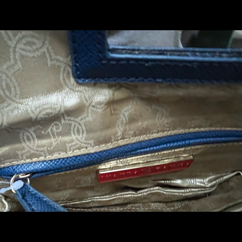 Ivanka Trump preppy blue clutch gold hardware with cream& gold stripes - Picture 8 of 8